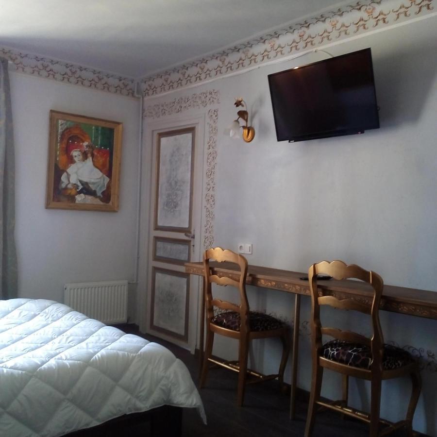 Appartement De Ville Medievale Vinca Exteriér fotografie